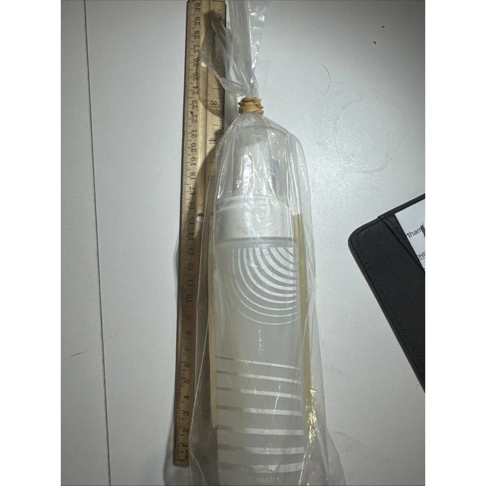 Pampered Chef The Suds Pump, Clear/White, 2517. New